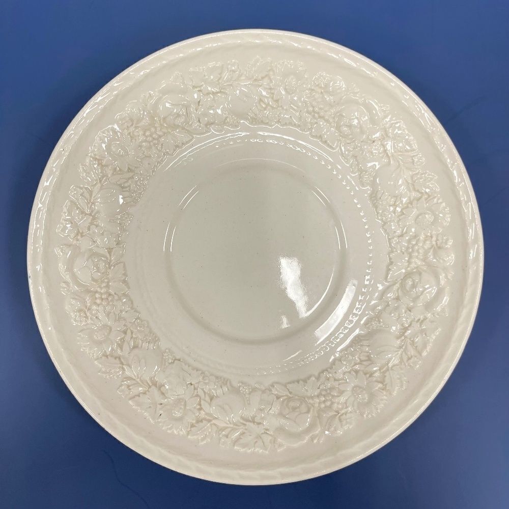 Wedgwood Embossed Queensware Saucer. KK172